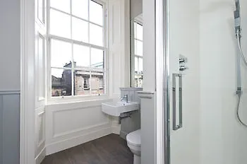 No1 - George Iv Bridge Appartement