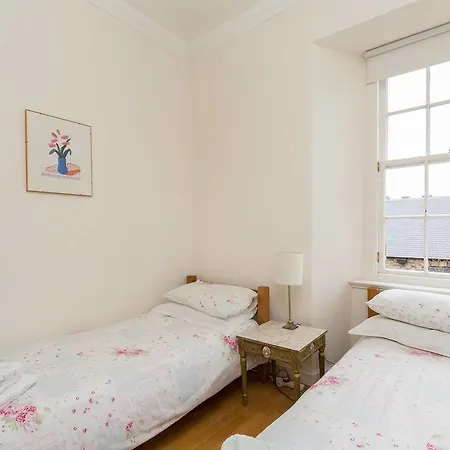 St Stephen Apt Stockbridge