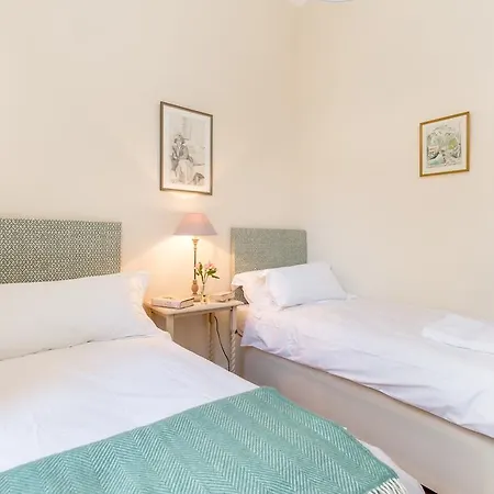 5 Albany Street Apartament