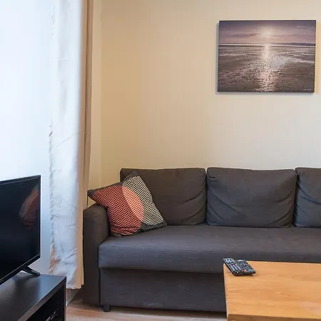 Apartment Westfield Road