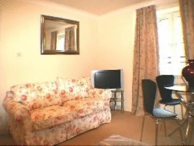 Alba House 3*
