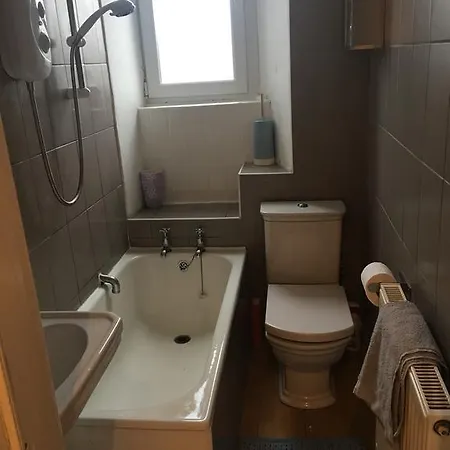 Rossie Heights Apartment *