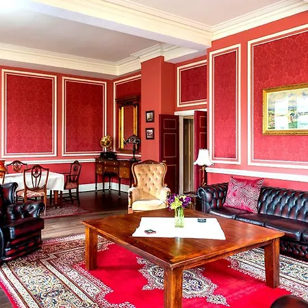 Royal Mile Mansions 14 Apartment