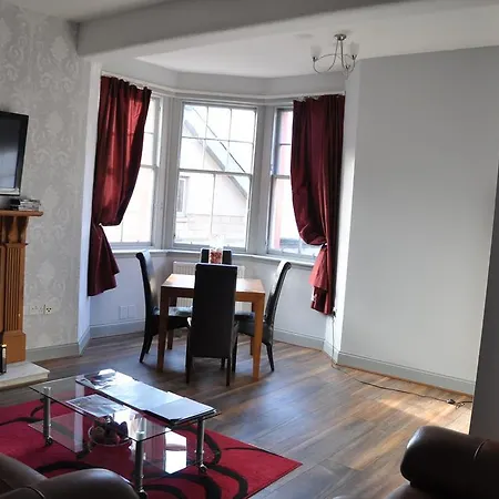 Old Town Apartments- Royal Mile