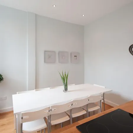 The Ardmillan No 1 Edinburgh