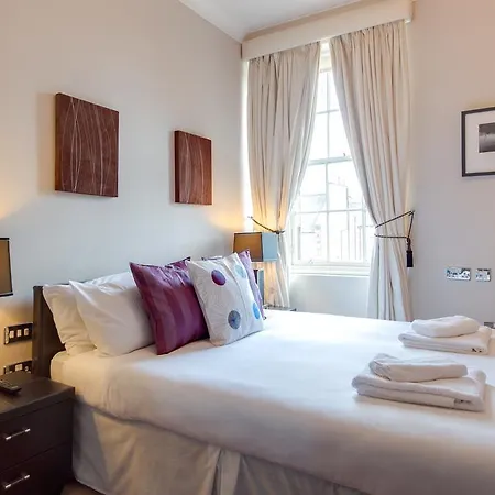 The Frederick Street Residence No. 3 Apartment