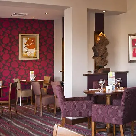 Hotel Premier Park - Airport 3*
