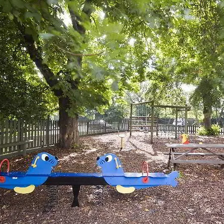 Отель Express Centre By Ihg