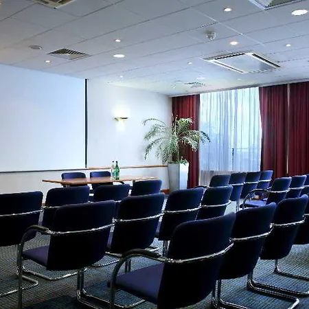 Отель Express Centre By Ihg Эдинбург