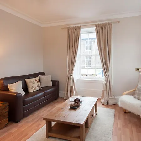 The Raeburn Place *