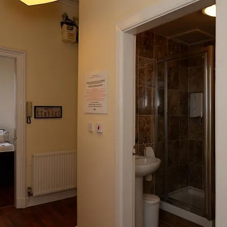 Pitt Street Apartment Beautiful Spacious Apartment Free Parking And Free Sanitizer *