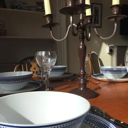 Apartment Pitt Street Apartment Beautiful Spacious Apartment Free Parking And Free Sanitizer Edinburgh