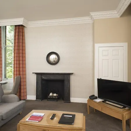 Fountain Court - Royal Garden 4*