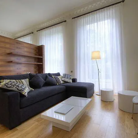 Apartamento Clarendon Luxury *