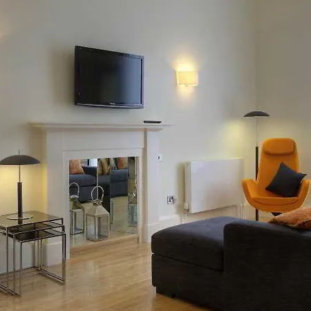 Clarendon Luxury Отель Эдинбург