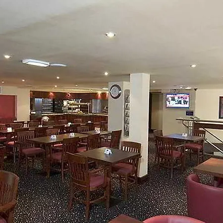 Express Centre By Ihg Hotel