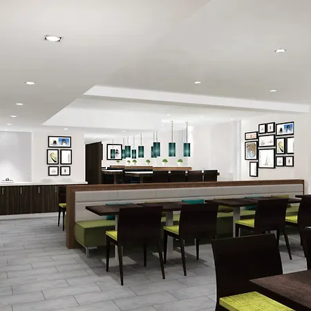 Courtyard By Marriott Hotel