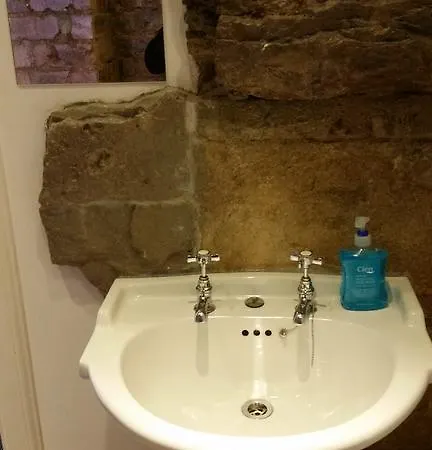 Royal Mile Balconies By The Castle Edimburgo