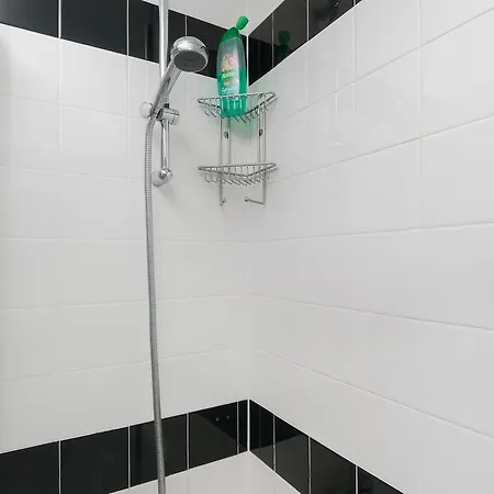 Dean Village - Lovely 2 Bed In Picturesque Dean Village With Balcony And Private Parking Apartment *