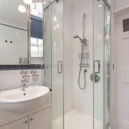 Canongate Apartment