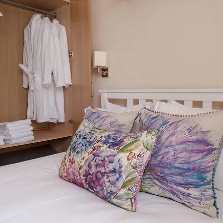 Apartment Canongate Edinburgh