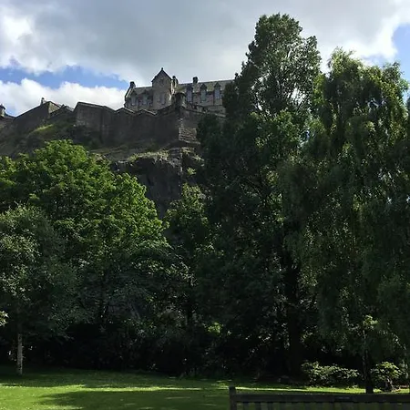 Hermitage Bed & Breakfast 3*