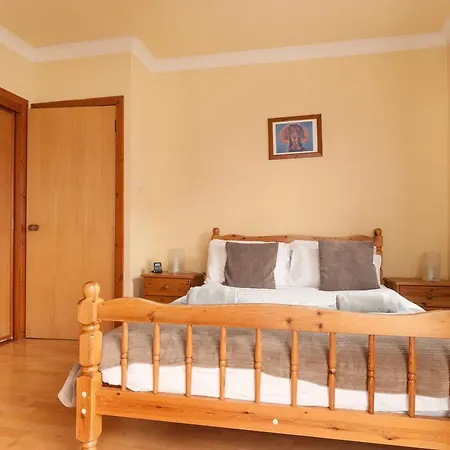 Dean Village - Lovely 2 Bed In Picturesque Dean Village With Balcony And Private Parking *