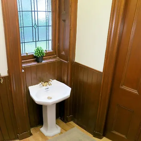 Old Town Apartments- Royal Mile *