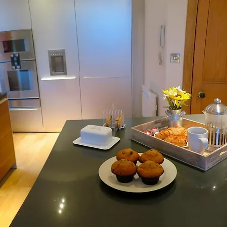 Old Town Apartments- Royal Mile Edimburgo