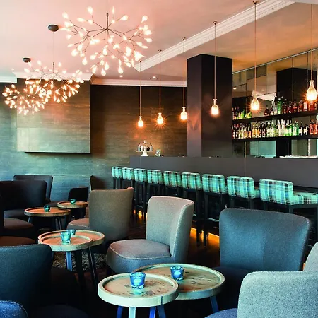 One Edinburgh-royal מלון 3*