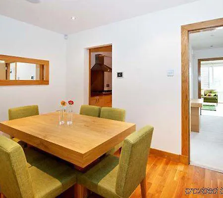 Staycity West End Hotell