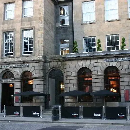 Angels Share Hotel