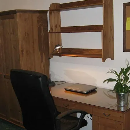 Royal Mile Hotel 4*