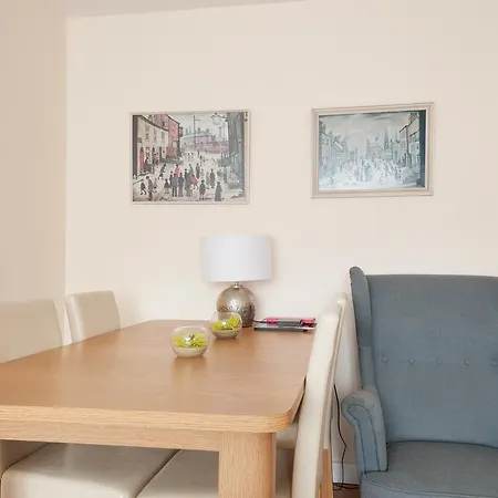 Broughton Road City Apartment *