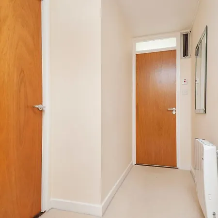 Broughton Road City Apartment *