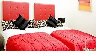 Princes Street Aparthotel 4*