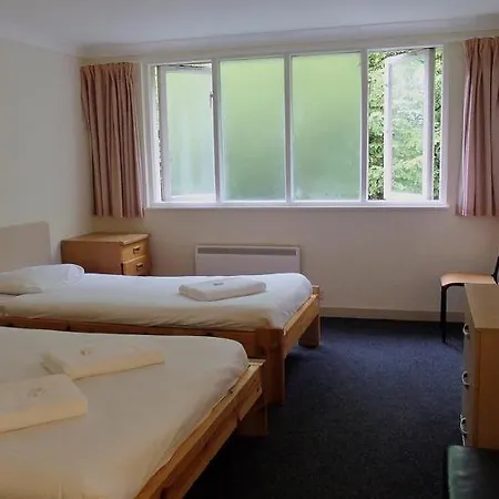 Almond House Affittacamere 2*