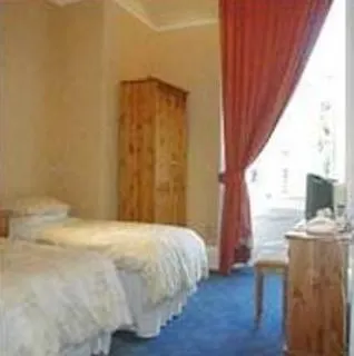 Ceilidh-donia Hotel