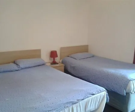 Merith House Hotell 3*