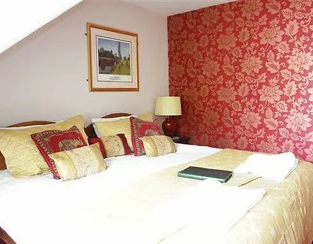 Guest house The Sandaig 4*