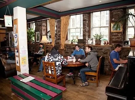 High Street - Over 18s Only, Backpackers Atmosphere (adults Only)