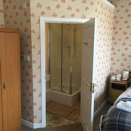 16 Pilrig Bed & Breakfast 3*