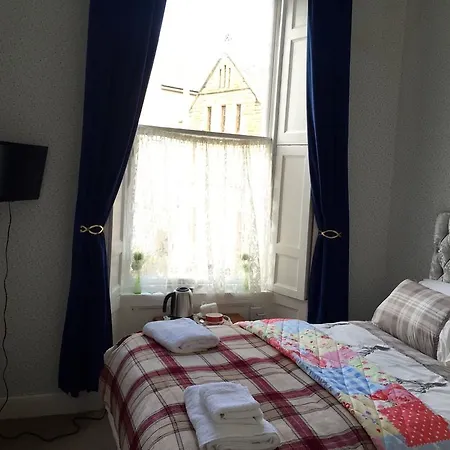Bed & Breakfast 16 Pilrig 3*