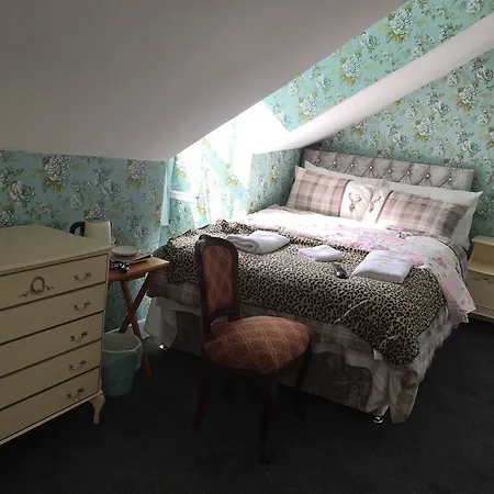 16 Pilrig Bed & Breakfast 3*