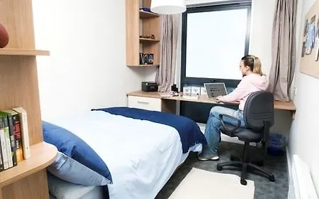 Unite Students - Chalmers Street - The Meadows Aparthotel