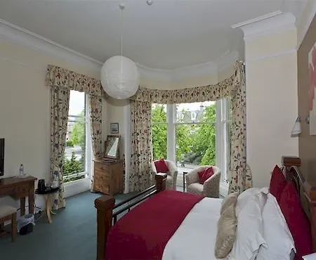 The Alba House 4* Edinburgh