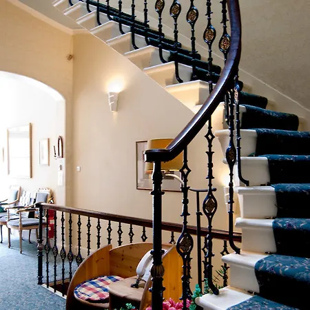 Konukevi Dene Guest House, New Town Edinburgh