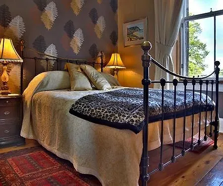 Cluaran House ゲストハウス