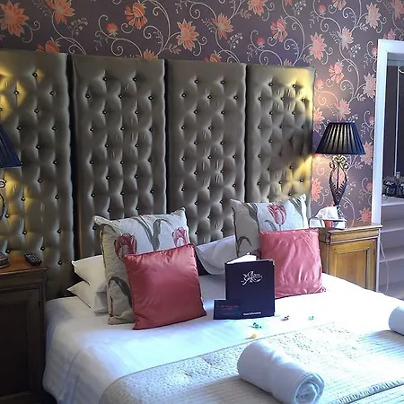 Albyn Townhouse Pensionat 4*