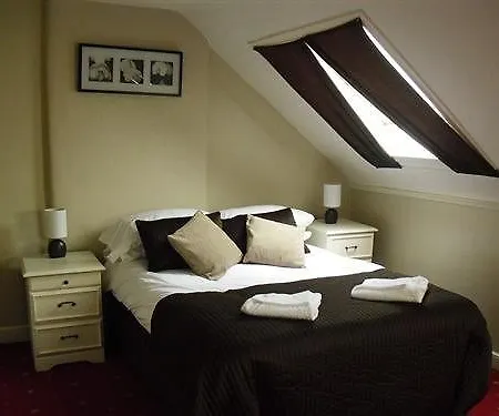 Edinburgh Central Rooms אדינבורו